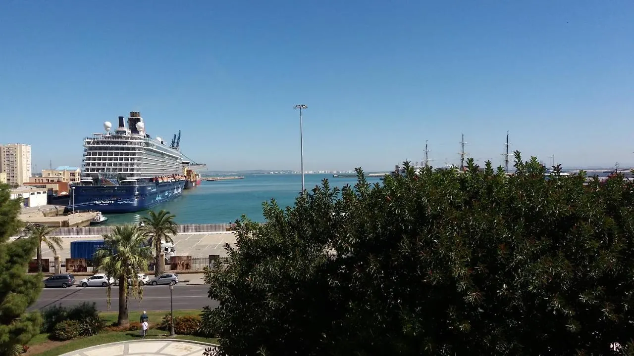 Apartamento Puerta Al Mar Cadiz Apartment